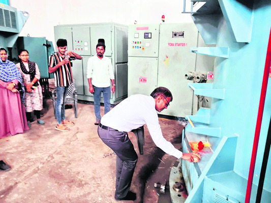 రామయ్యకు సువర్ణ తులసీ అర్చన1