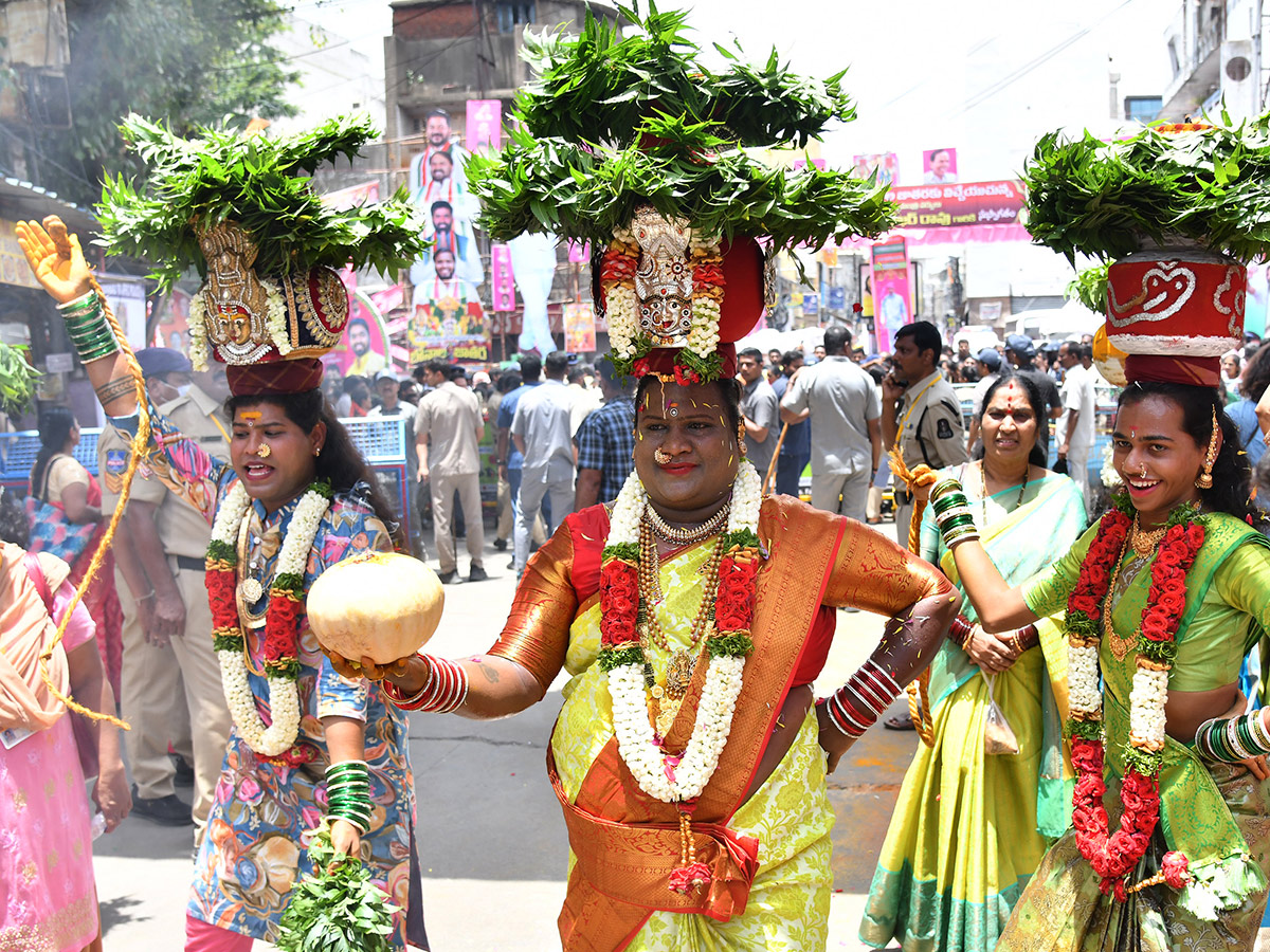 Secunderabad Ujjaini Mahankali Bonalu 2025 Photos29