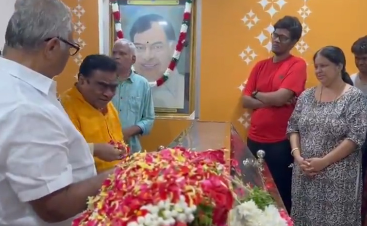 Tollywood Celebrities And Officials Tribute To Kota Srinivasa Rao Photos11