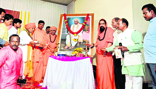 సంగీత పితామహుడు పుట్టరాజు గవాయి2