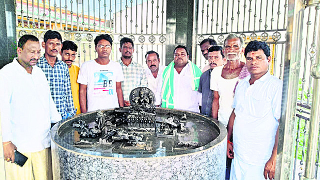 ఉపాధ్యాయుల గృహదీక్ష 2