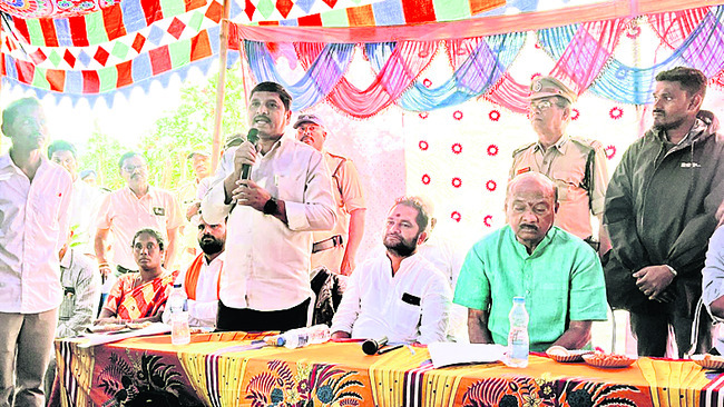 గత ఏడాది డిసెంబరు 24వ తేదీన స్పీకర్ చింతకాయల అయ్యన్నపా1