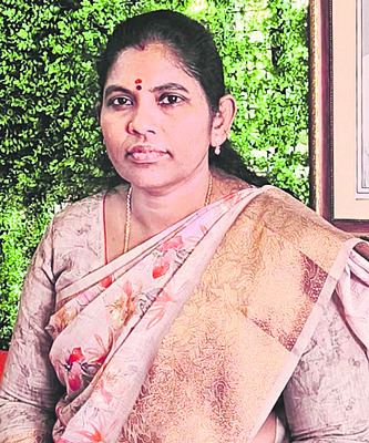 రాష్ట్రంలో రాక్షస పాలనకు తెరతీసిన టీడీపీ నేతలు 1