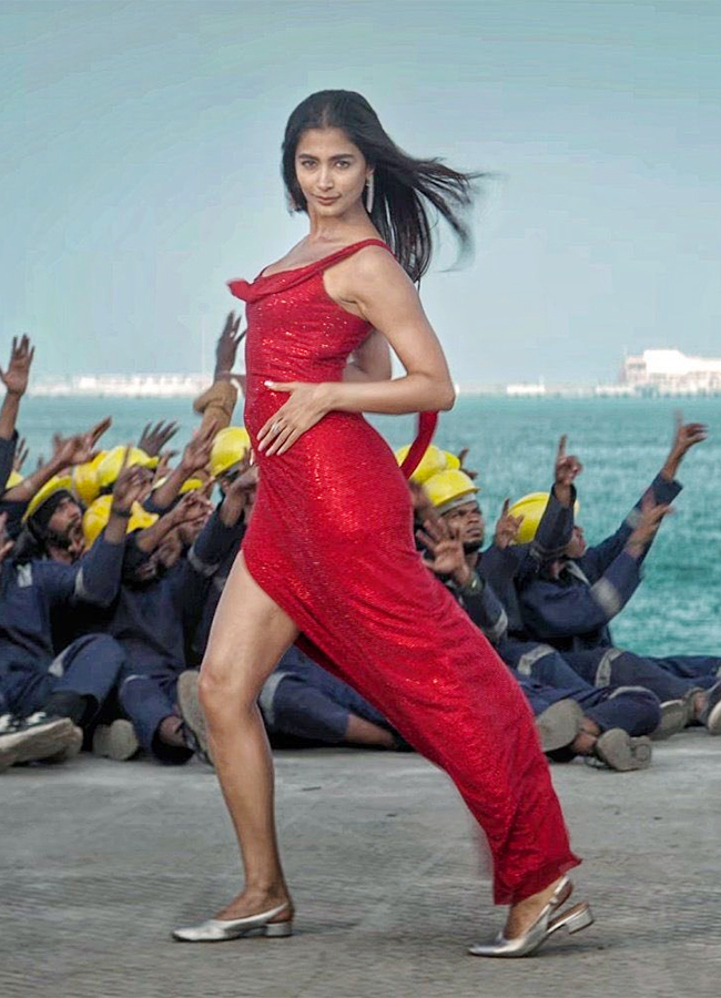 Actress Pooja Hegde Monica Song HD Stills13