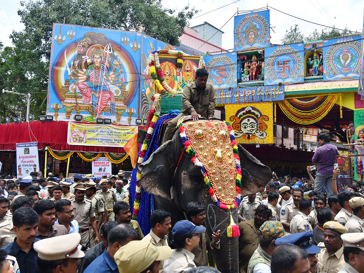 Rangam Ritual At Ujjaini Mahankali At Secunderabad Photos19