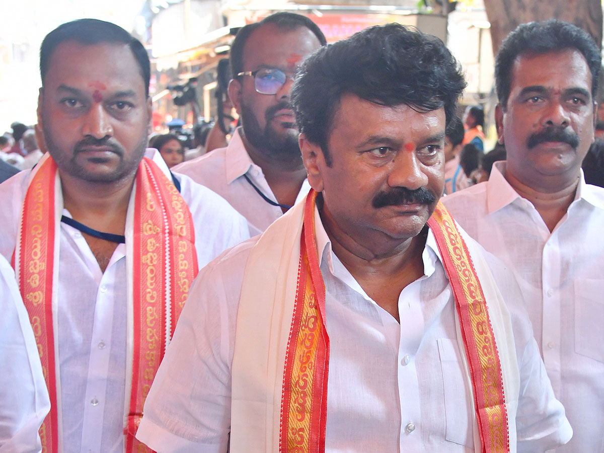 సికింద్రాబాద్‌ ఉజ్జయిని మహాకాళి అమ్మవారి రంగం ఊరేగింపు (ఫొటోలు ...