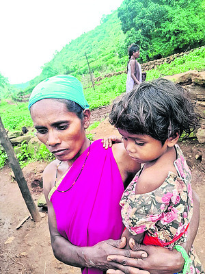 వలజంగిలో వణికిస్తున్న జ్వరాలు 1