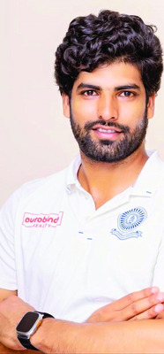 గిరినాథ్కు రూ.10 లక్షలు2