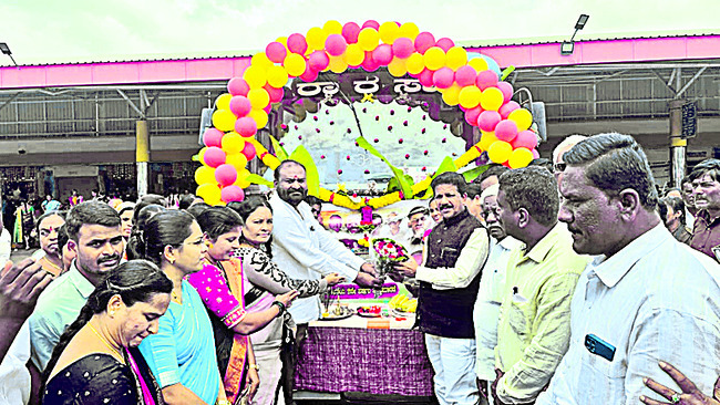 శక్తి పథకం.. మహిళలకు గర్వకారణం 2