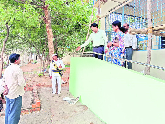 పనుల్లో అలసత్వంపై ఆగ్రహం2