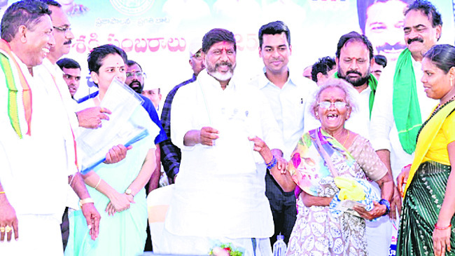 రూ.లక్ష కోట్ల వడ్డీ లేని రుణాలు1