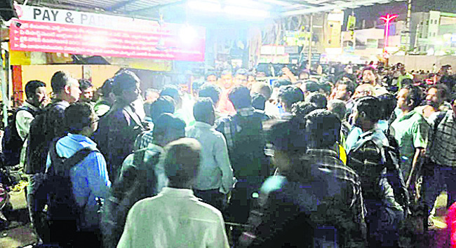 230 కిలోల గంజాయి సీజ్
1