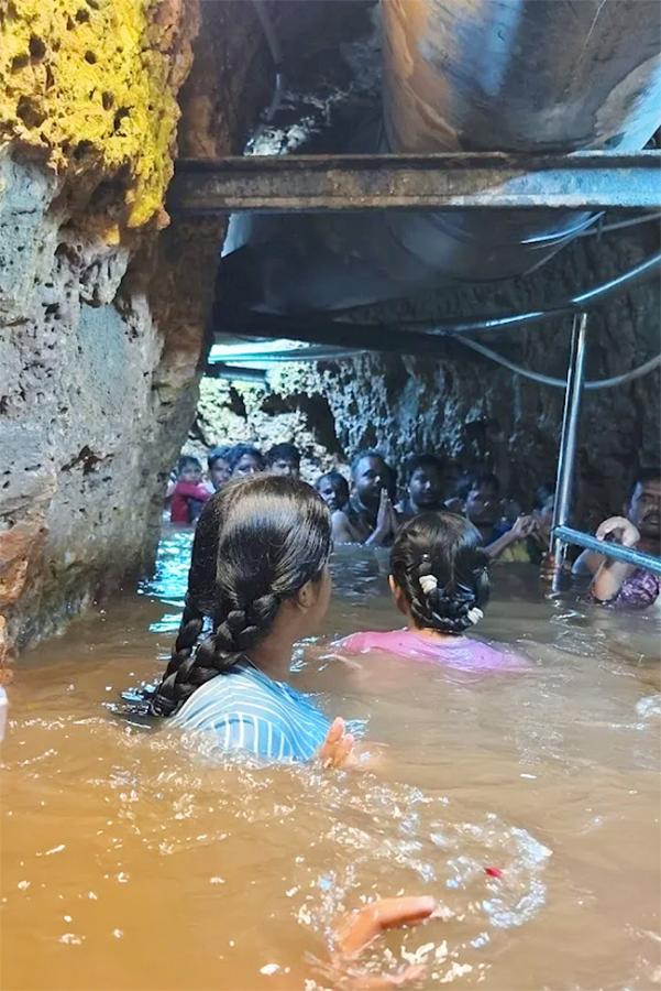 Devotional : Shri Kshetra Jharni Narasimha Temple Karnataka Photos14