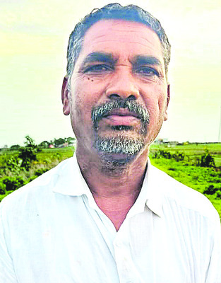 ఉదయం తెల్లవారగానే మూగజీవాల చెంతకు..
1