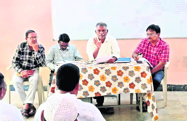 ఉద్యోగాల కల్పనే లక్ష్యం 1