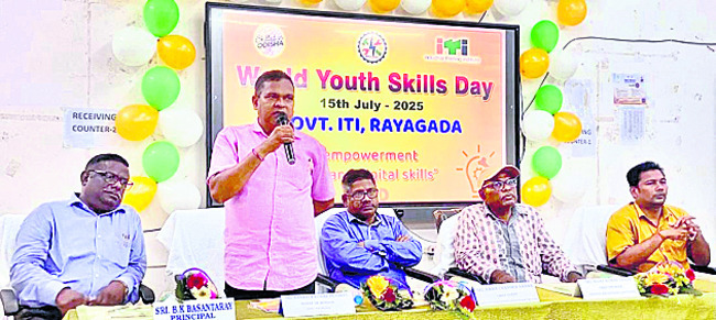 వృత్తి విద్యా కోర్సులతో ఉద్యోగ అవకాశాలు 1
