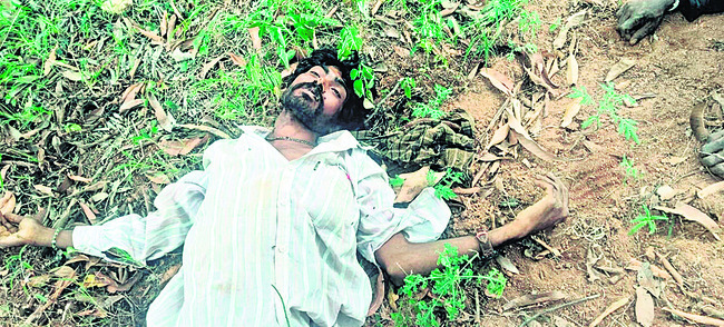 భక్తులతో కిక్కిరిసిన బోయకొండ 1