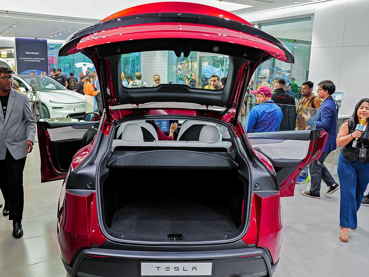Tesla Model Y Vehicle inauguration of India first Tesla showroom in Mumbai 8