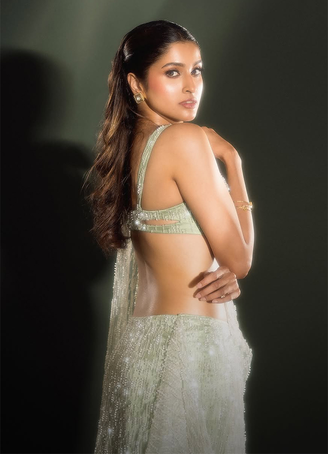 Tollywood Actress Tanya Ravichandran Shares Photo BoyFriend20