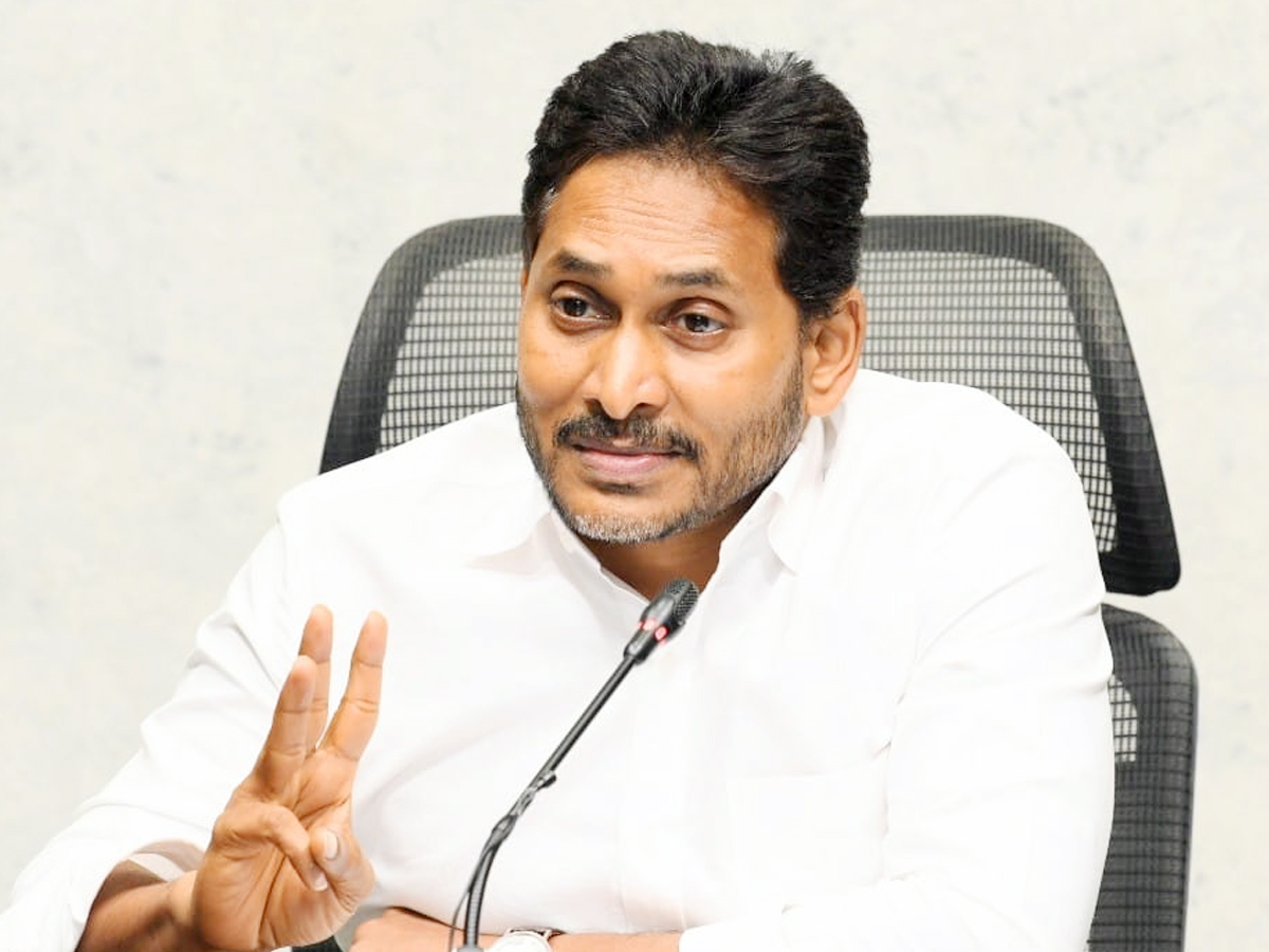 Andhra Pradesh Ex CM And YSRCP Chief YS Jagan Mohan Reddy Press Meet Details4