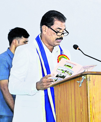 తెయూ విజయాలు ఆదర్శం5