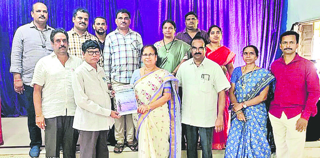 ఈ–మ్యాగజైన్‌ ఆవిష్కరణ 1