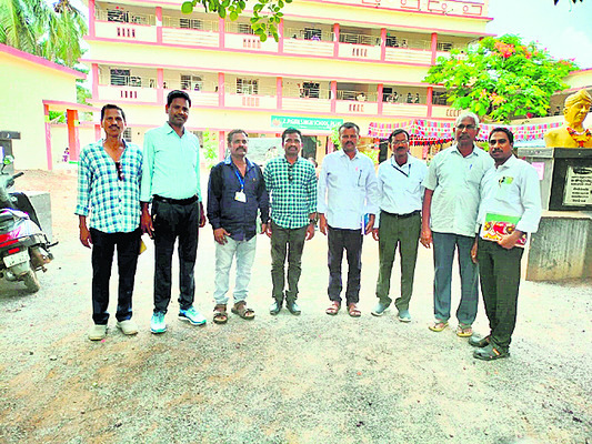రేపటి నుంచి గ్రామసభలు: కలెక్టర్
1