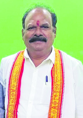 అన్నవరంలో శానిటరీ కాంట్రాక్టర్‌ మోసం 1