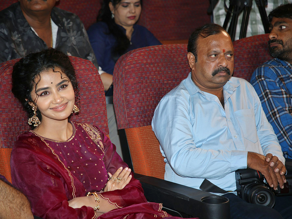 Anupama Parameswaran Paradha Movie Teaser Launch Event 12