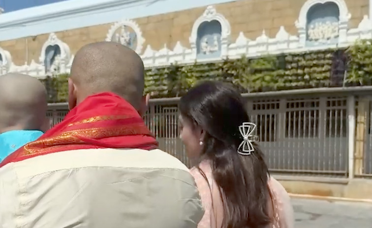 Actress Pranitha Subhash Visited Tirumala Along With Husband And Son Photos3