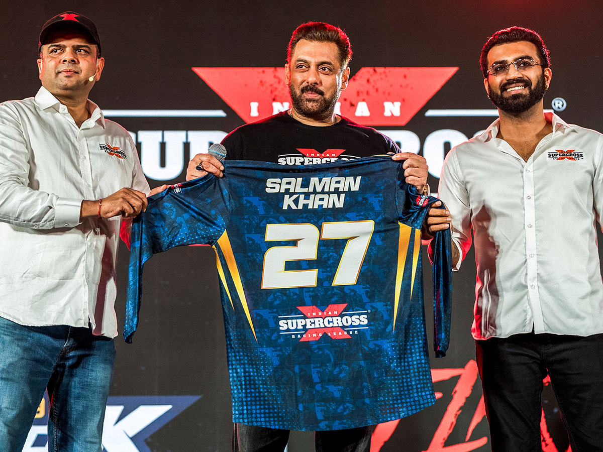 Salman Khan Launch Supercross Racing League Season 2 Trophy13