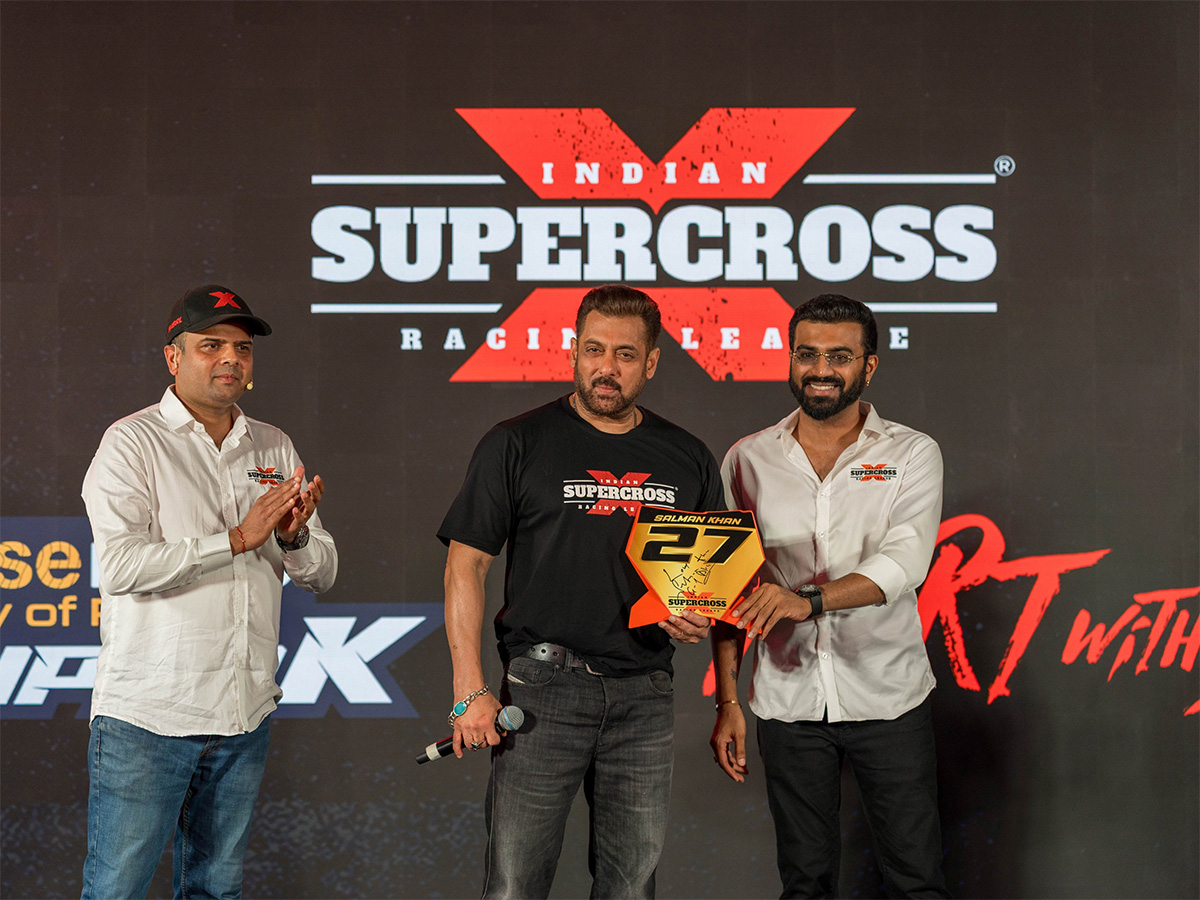Salman Khan Launch Supercross Racing League Season 2 Trophy16