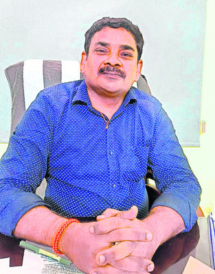 ప్రతి ఒక్కరికి అడ్మిషన్లు ఇస్తున్నాం 
1