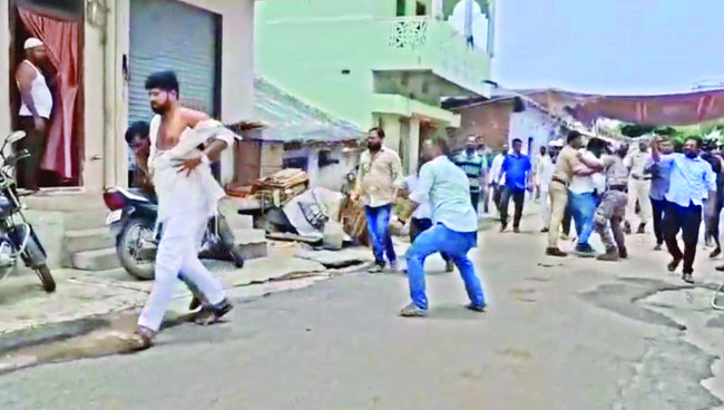వేల్పూర్‌లో ఉద్రిక్తత1