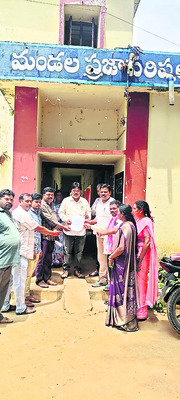  నేడు జిల్లాలో  మంత్రి సీతక్క పర్యటన
1