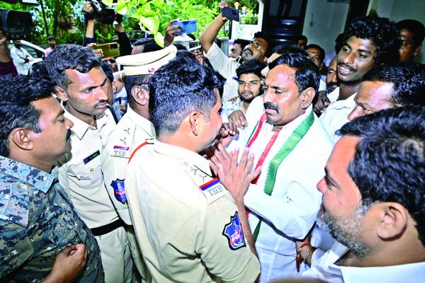 రాజకీయ రగడ2