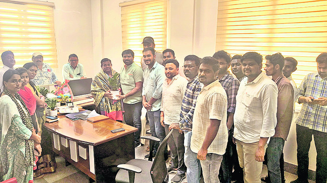 స్థానిక సందడి 2