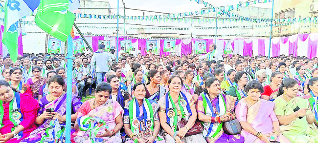 కూటమి మోసాలను ప్రజల్లోకి తీసుకువెళ్దాం1