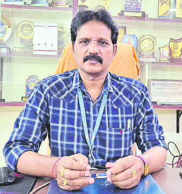 అధ్యాపకుల రెన్యువల్‌కు దరఖాస్తుల ఆహ్వానం 2
