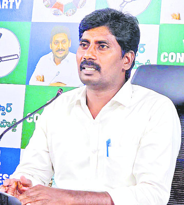 కూటమి అసమర్థ విధానాలతోనే దుస్థితి 1