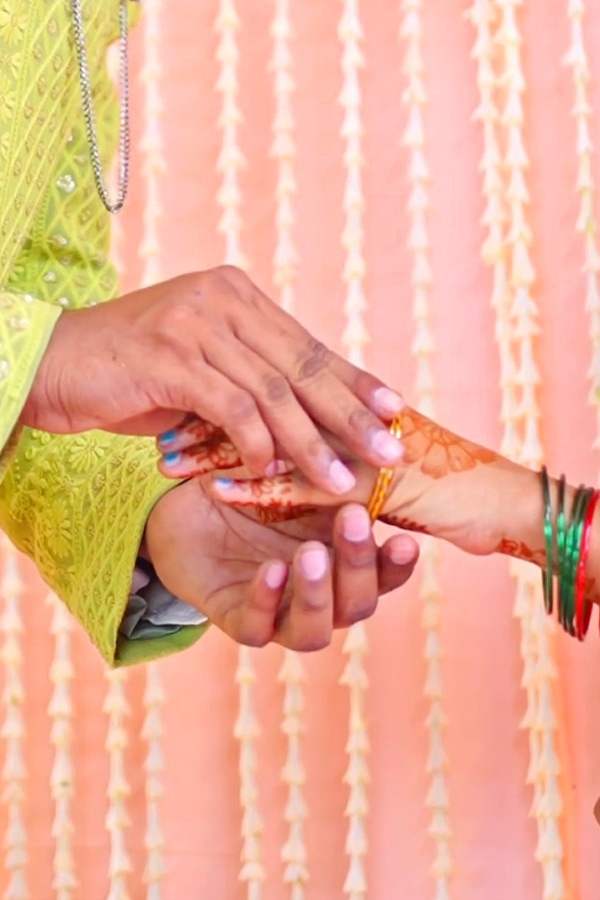 Bigg Boss Fame Adi Reddy Wife Kavitha Seemantham Function Photos11