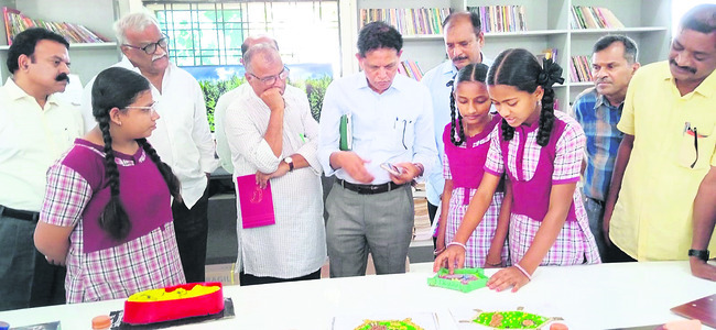 కొలిక్కిరాని చర్చలు      1