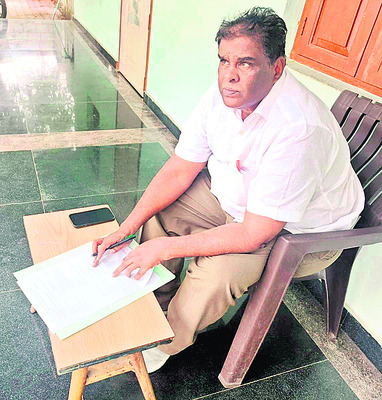 గజ బాధితులకు పరిహారం  
2