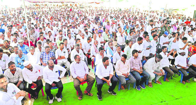 నమ్మించి మోసగించడమే బాబు నైజం1