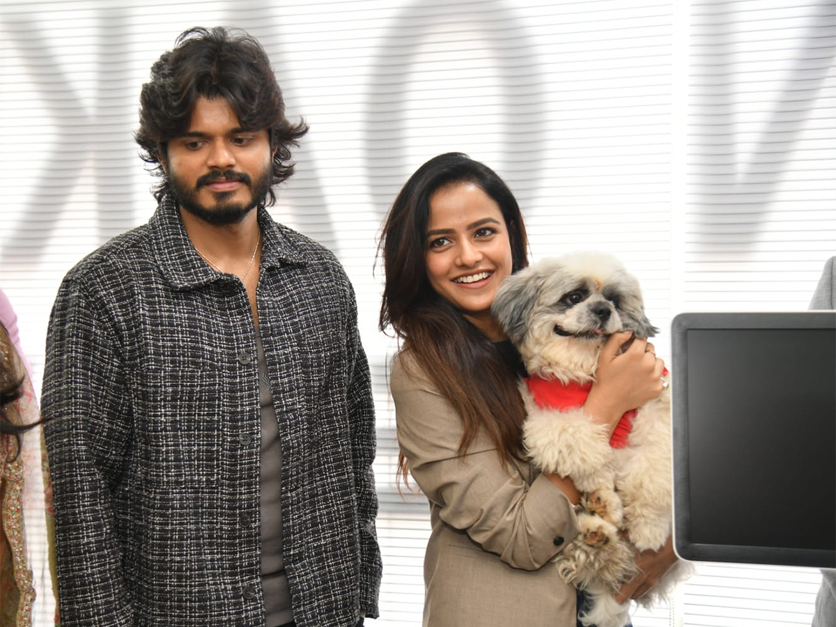 Anand Devarakonda and Vaishnavi Chaitanya in Kompally13
