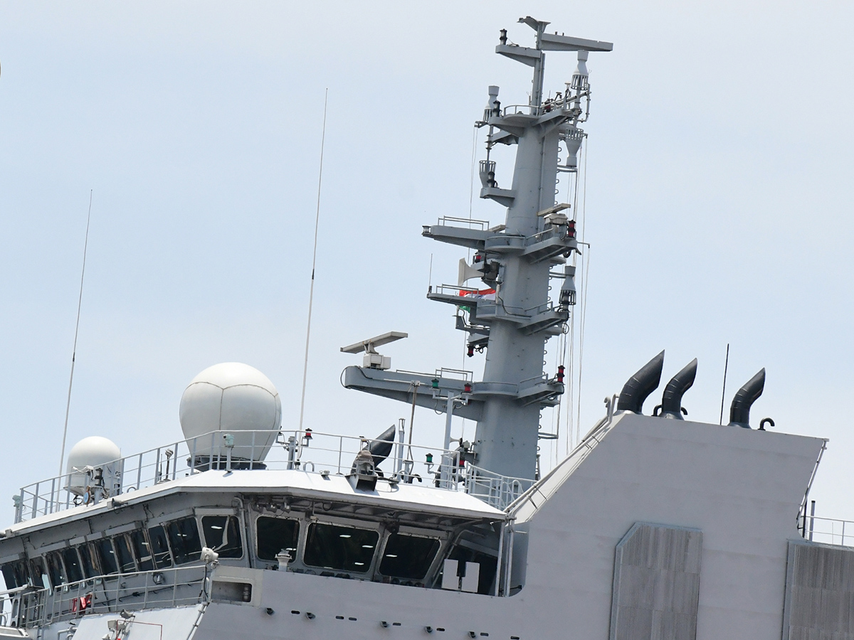 Ceremony of the Indian Navy Ship Nistar in Visakhapatnam7
