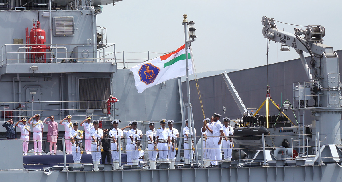 Ceremony of the Indian Navy Ship Nistar in Visakhapatnam9