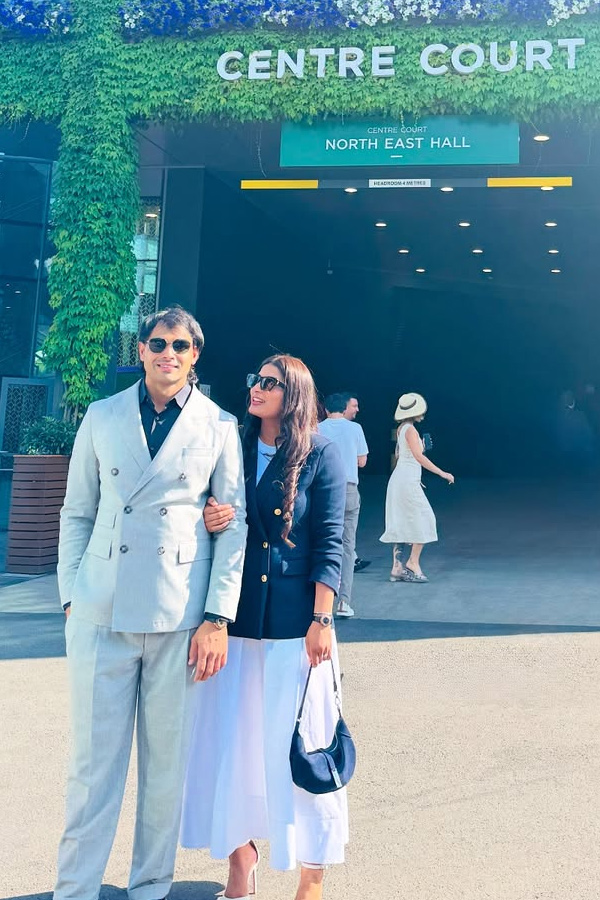 Neeraj Chopra makes first public appearance with wife at Wimbledon Photos3