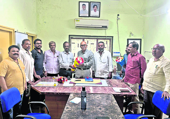 అధినేతతో భేటీ 1