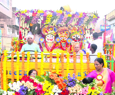 ● నయనానందకరం.. జగన్నాథుని రథోత్సవం 1